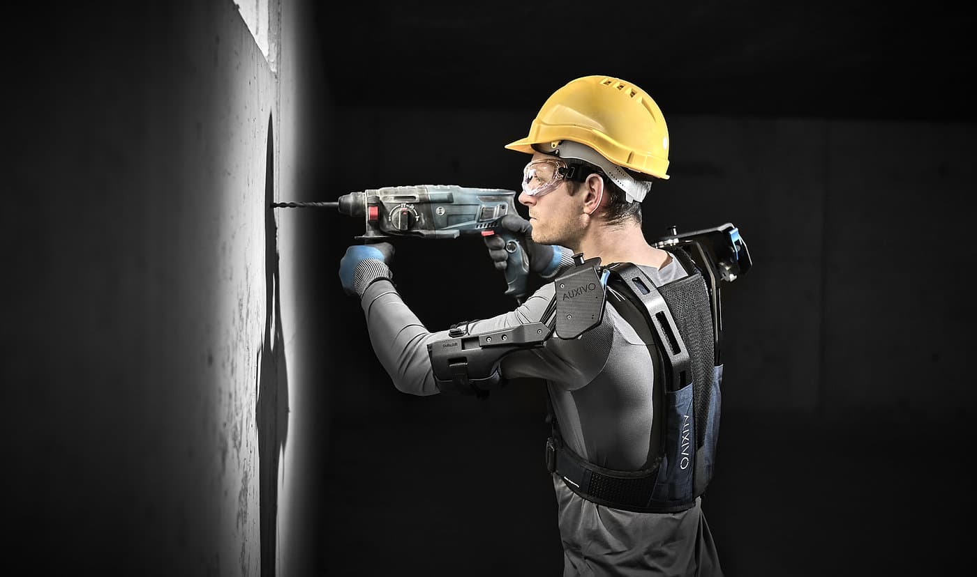 DeltaSuit by Auxivo — manufacturer product imagery